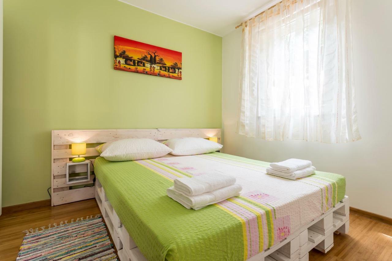 Apartment "Katia" สปลิท ภายนอก รูปภาพ