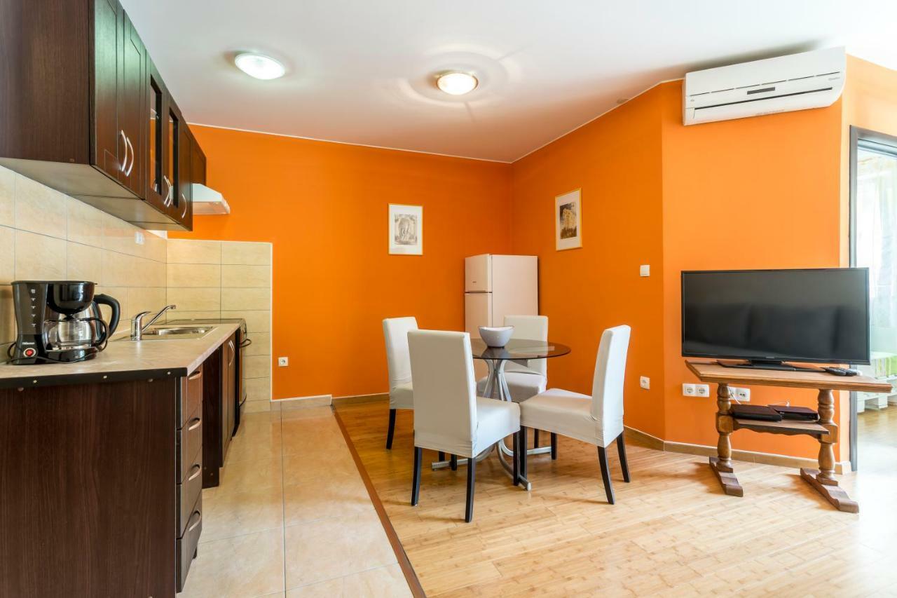 Apartment "Katia" สปลิท ภายนอก รูปภาพ